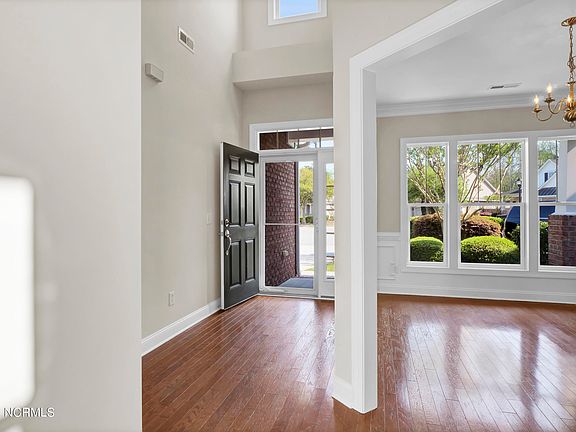 2nd image of 4905 Gorham Avenue