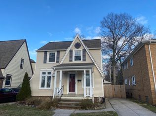 3911 Silsby Rd, Cleveland, OH 44111