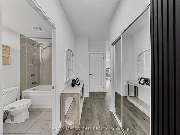 3rd image of 3220 Sheppard Ave E #1310