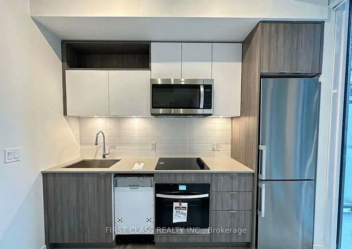 2 bed, $2,375 — Photo 4