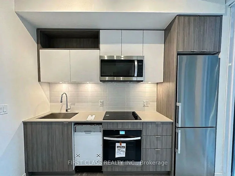 135 Lower Sherbourne St #1733W — Photo 4