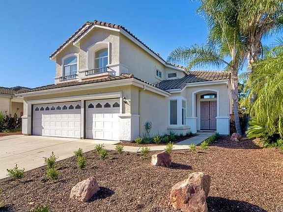 2nd image of 818 Windridge Cir