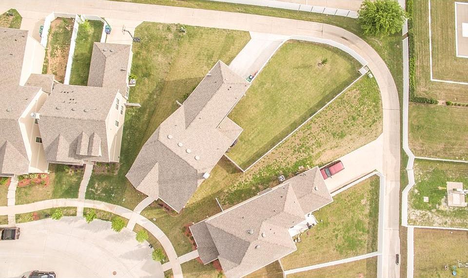 1st image of 1100 Black Cherry Dr