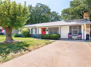 2012 S Walnut St, Brady, TX 76825