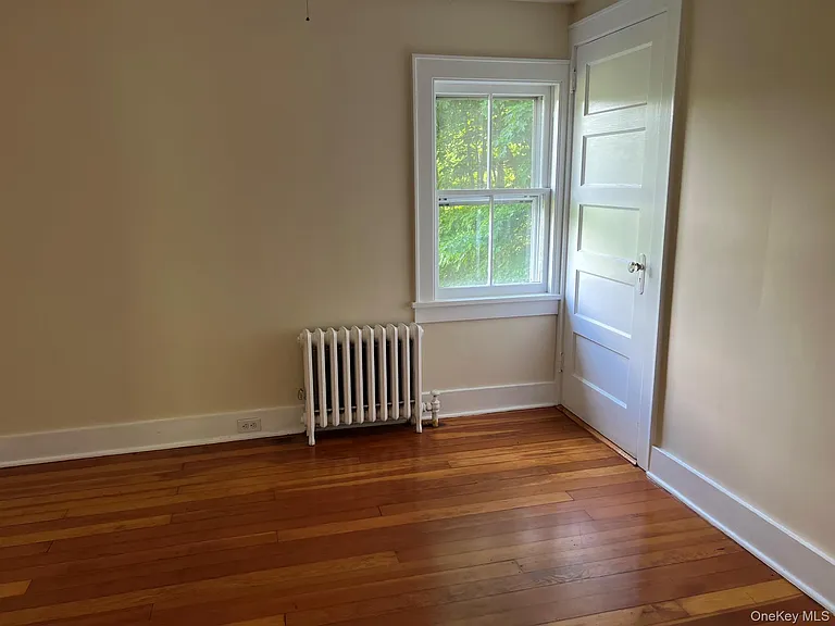 559 Shunpike — Photo 17