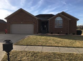110 Oak Meadow Dr, Berea, KY 40403