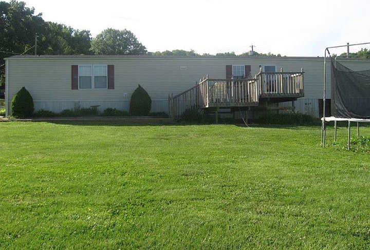 1st image of 105 Kelly Ln