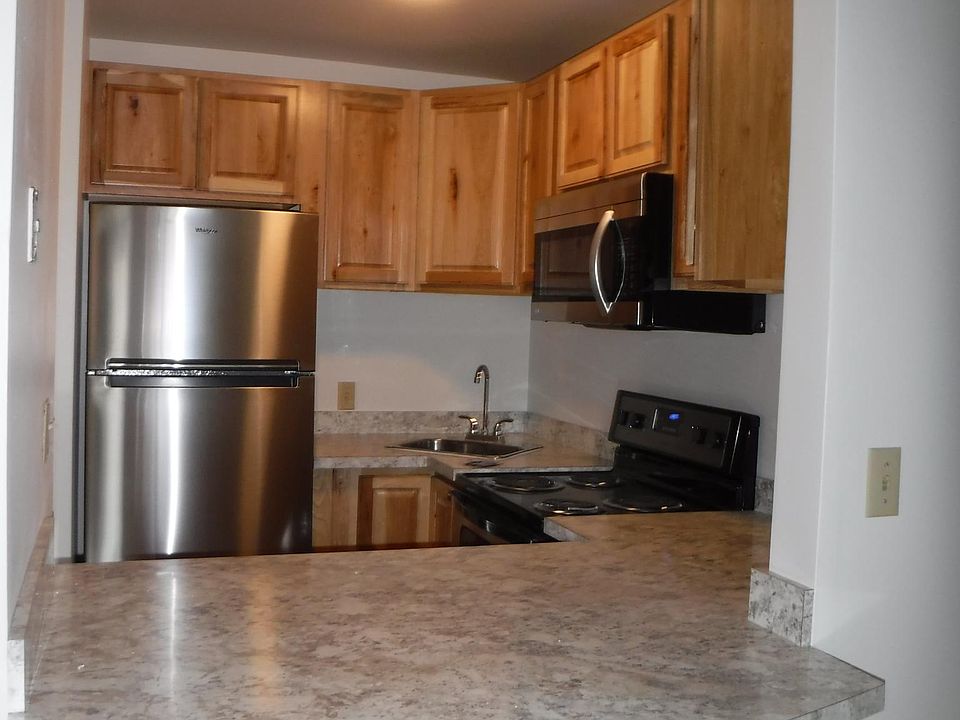 1st image of 204 S Willson Ave APT 2