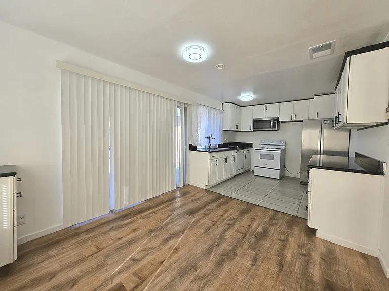 27756 Hummingbird Ct — Photo 15
