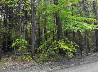 13 Oak Ln, Grantham, NH 03753