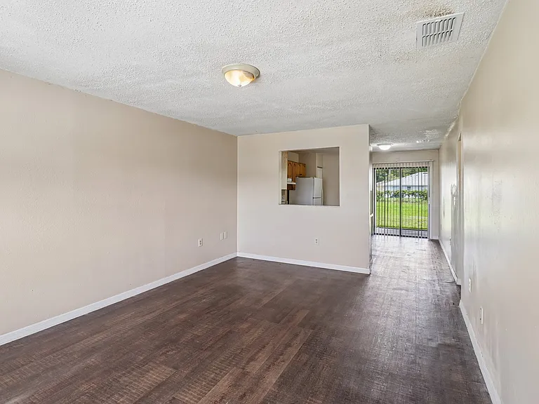 384 Cocoa Ct — Photo 20