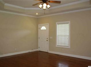 210 Hinds Rd, Arab, AL 35016