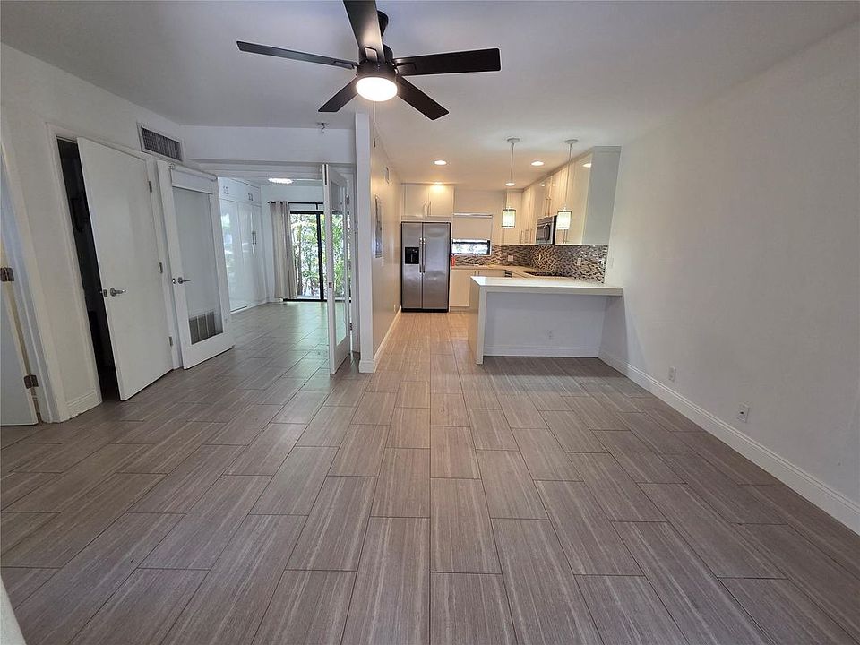 1st image of 1109 E Broward Blvd APT 2