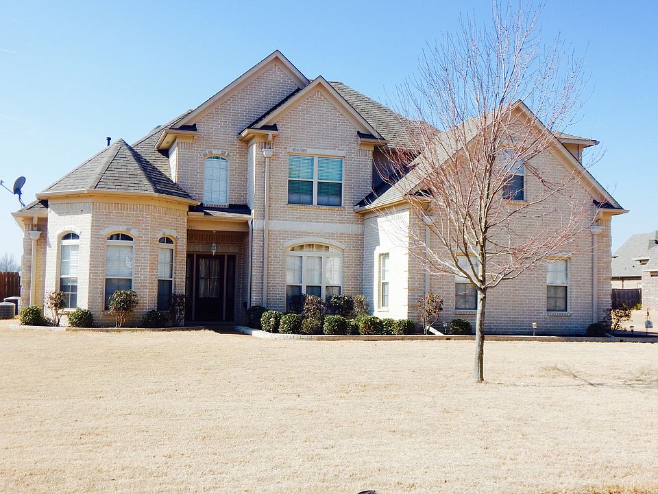 1st image of 130 Burton Place Dr