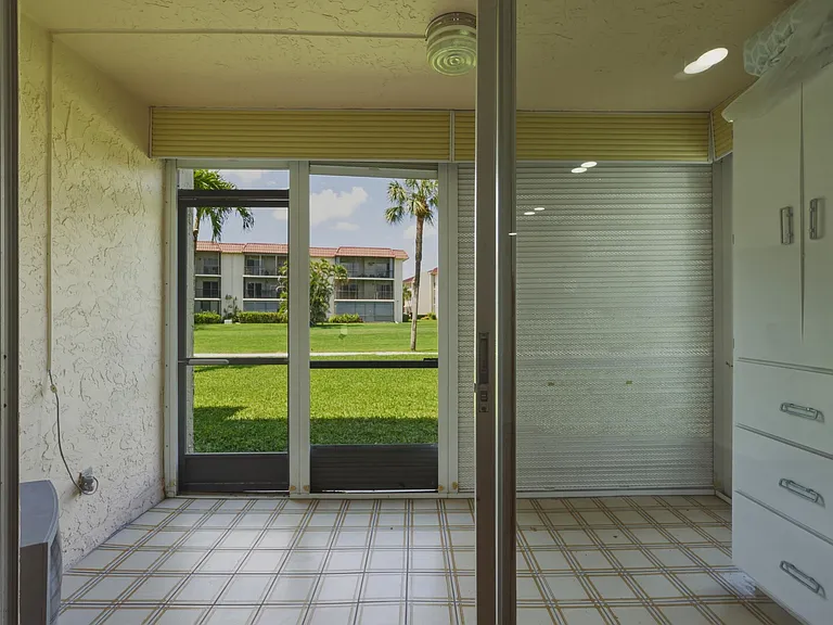 371 S Hollybrook Dr #106 — Photo 17