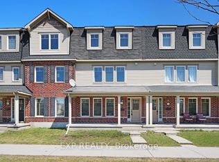 3705 Riverbreeze St #D, Ottawa, ON K2J0S1