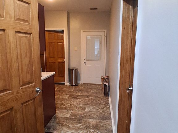 3rd image of 1941 N Bissell St #2