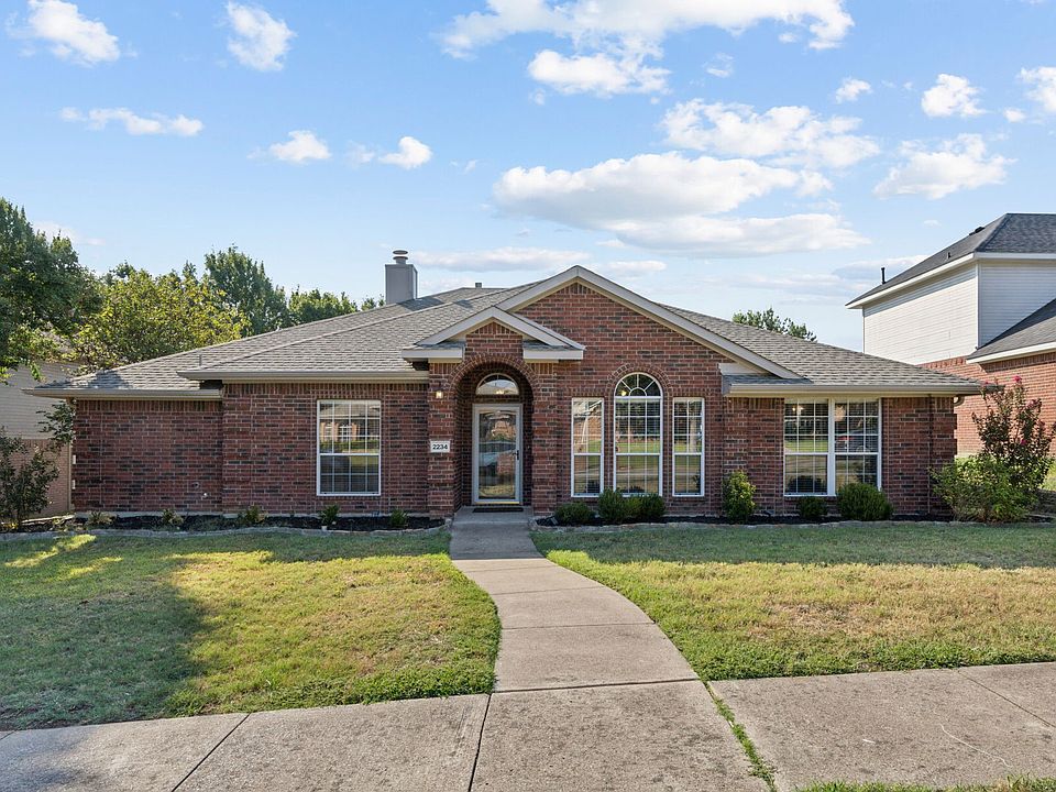 1st image of 2234 Lone Pecan Dr