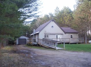 3656 Riggsville Rd, Cheboygan, MI 49721