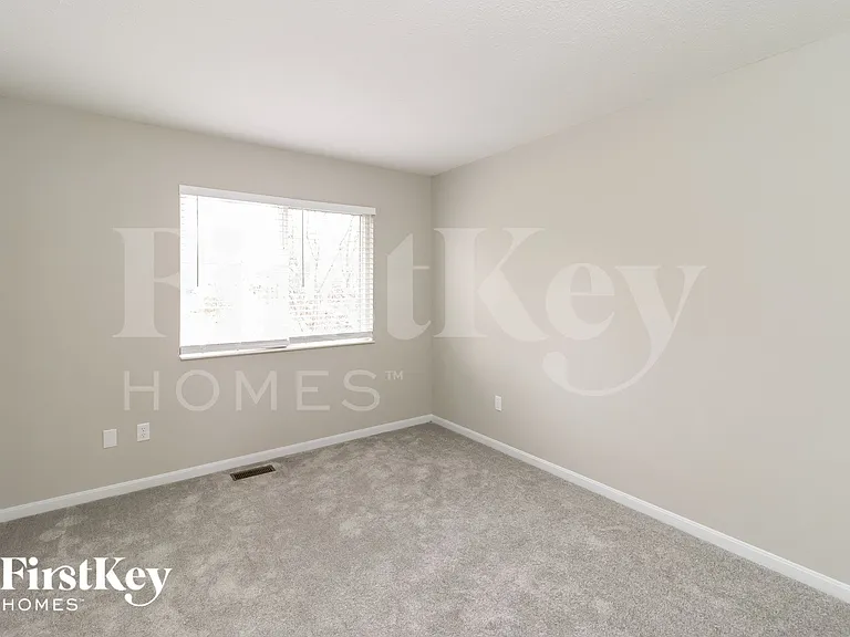 6955 Autumn Glen Dr — Photo 11