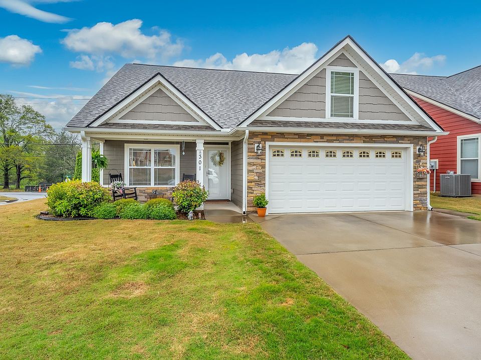 1st image of 301 Mossy Rock Ct