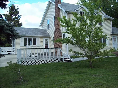 4479 Geneva Ave N Photo 1