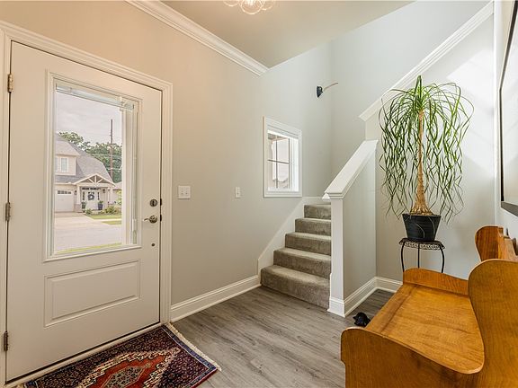 5th image of 2101 Poppy St