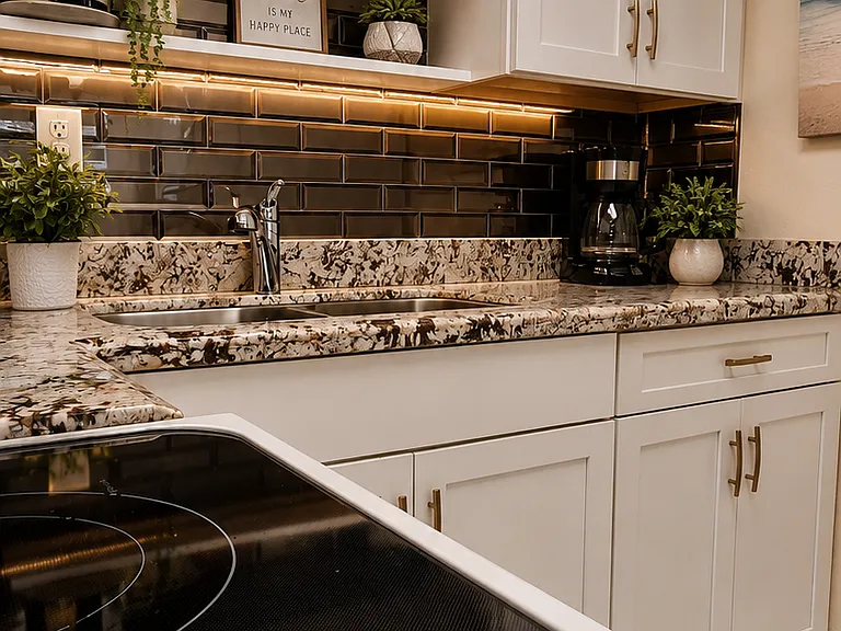 kitchen / fully equipped
