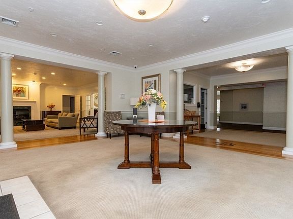 3rd image of 1 Lenox St APT 312