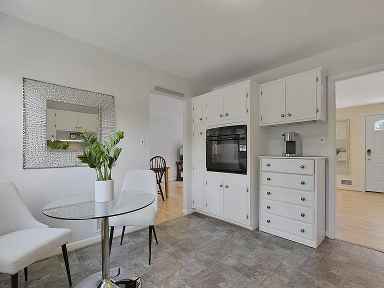 3512 Queen Anne Dr — Photo 14