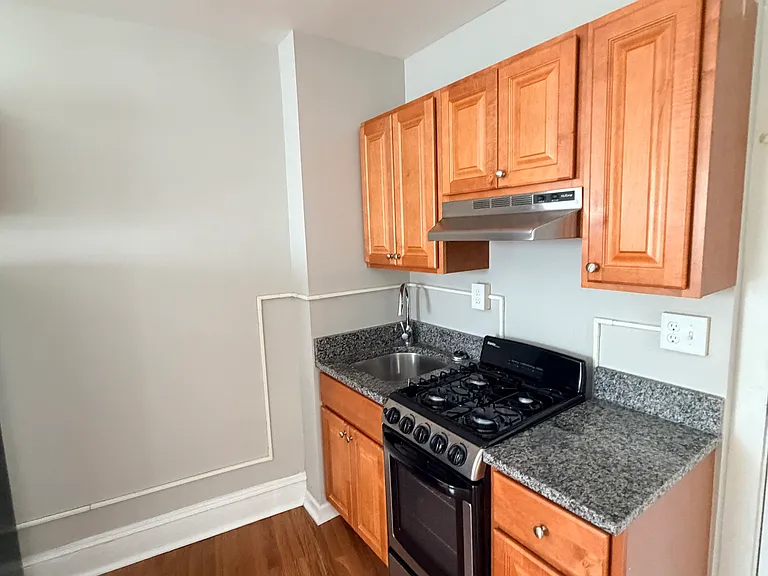 1175 Chapel St #503 — Photo 5