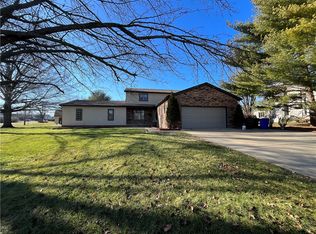 3077 Olympia Dr, Decatur, IL 62521