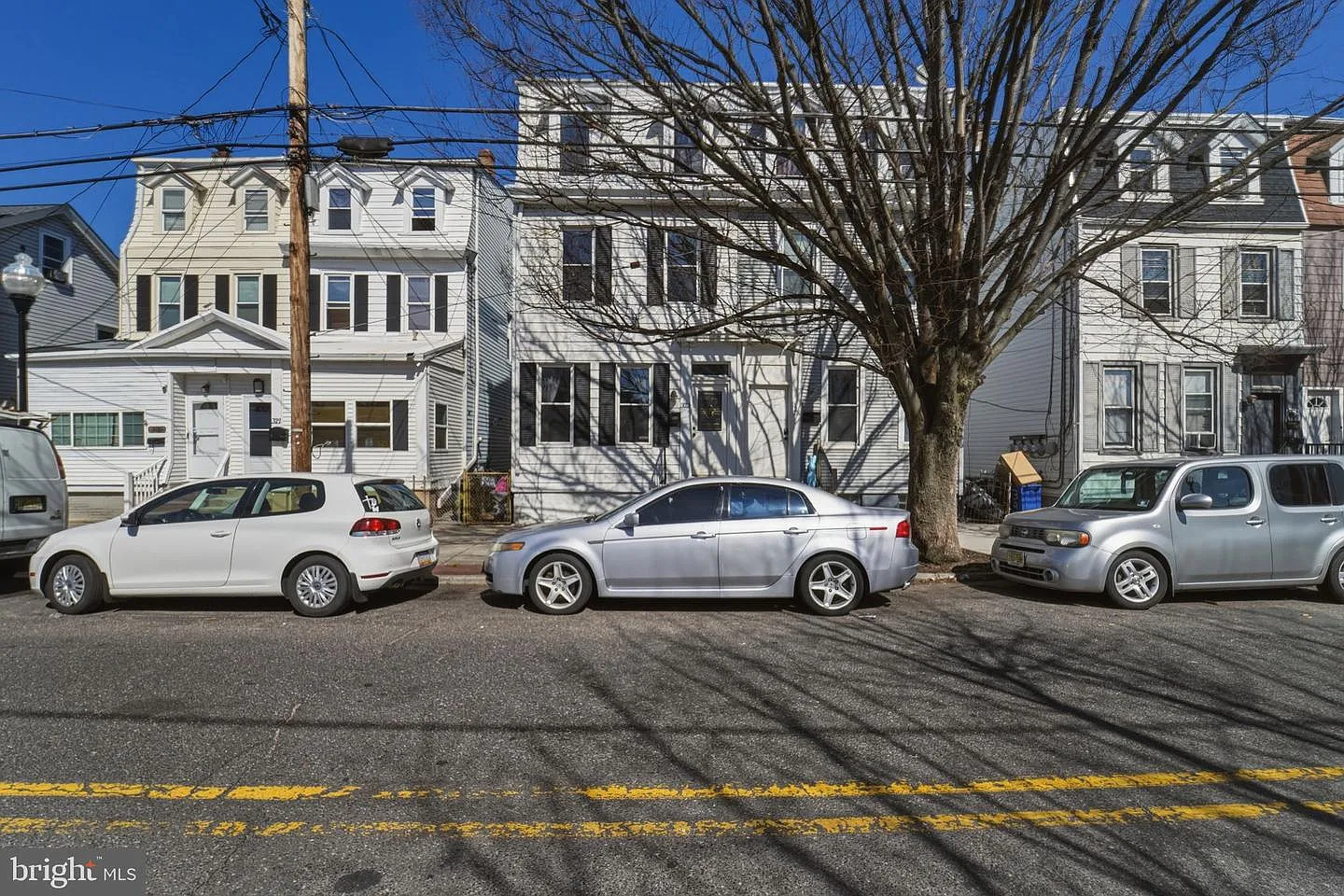 323 Market St photo 1