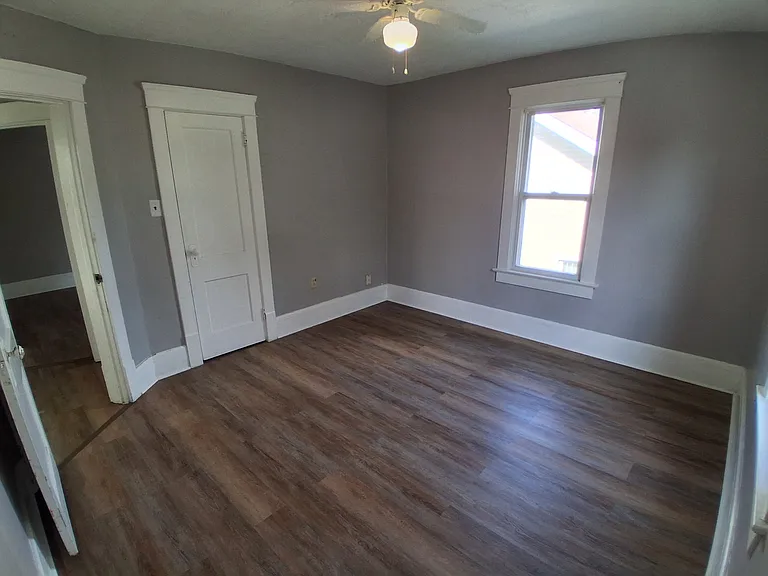 245 E Ford Ave #B — Photo 7