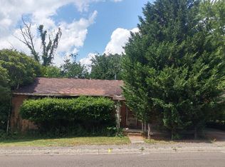 516 Pennsylvania Ave, Oak Ridge, TN 37830