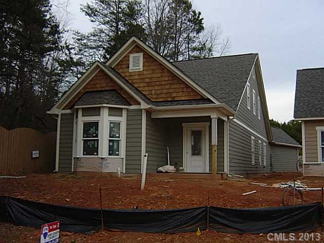 2nd image of 7927 Tigers Paw Rd