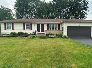48 Ann Marie Dr, Rochester, NY 14606