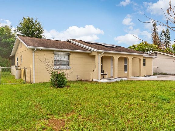 2nd image of 558 BROADMOOR DRIVE