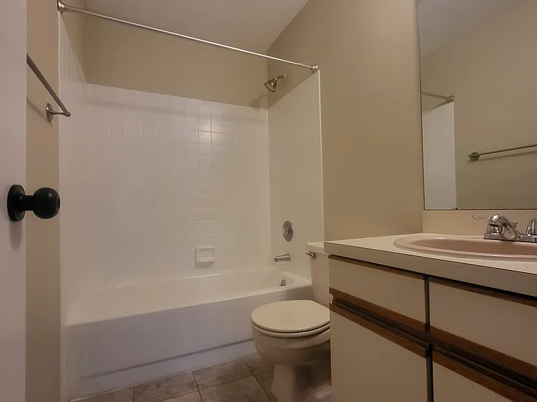 106 Wisbech Pl — Photo 8