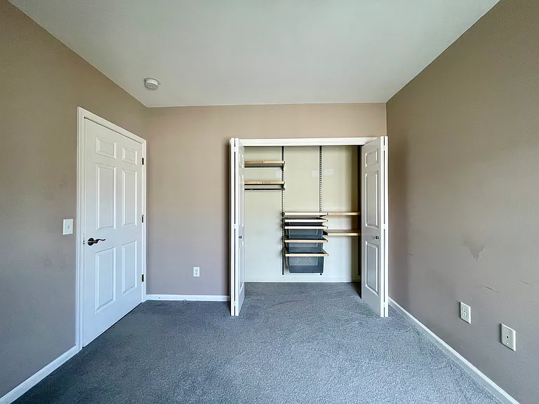 325 The Promenade #325 — Photo 15