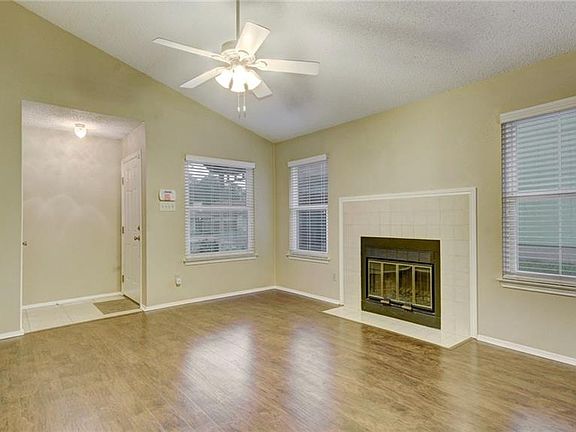 4th image of 11614 Fruitwood Pl