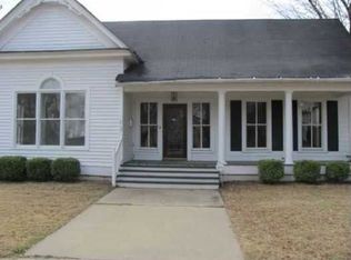 213 N Bolivar Ave, Cleveland, MS 38732