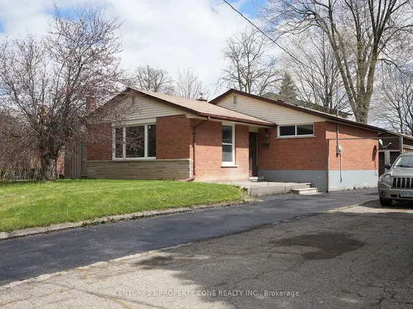 5 Hadrina St, Brampton, ON L6X 2J5