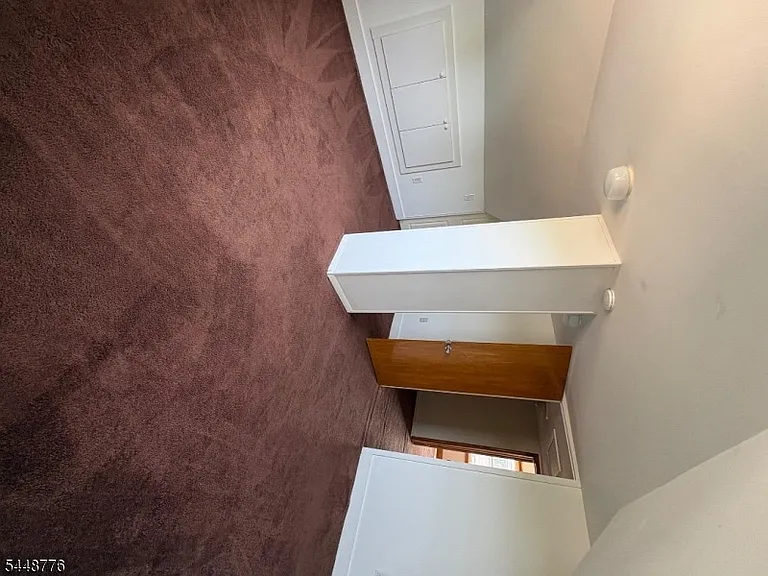 370 Main St — Photo 17