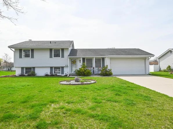 1035 Amboise Dr, Marion, OH 43302