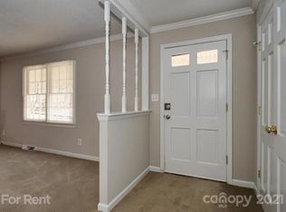 3308 Silver Stream Rd, Charlotte, NC 28226