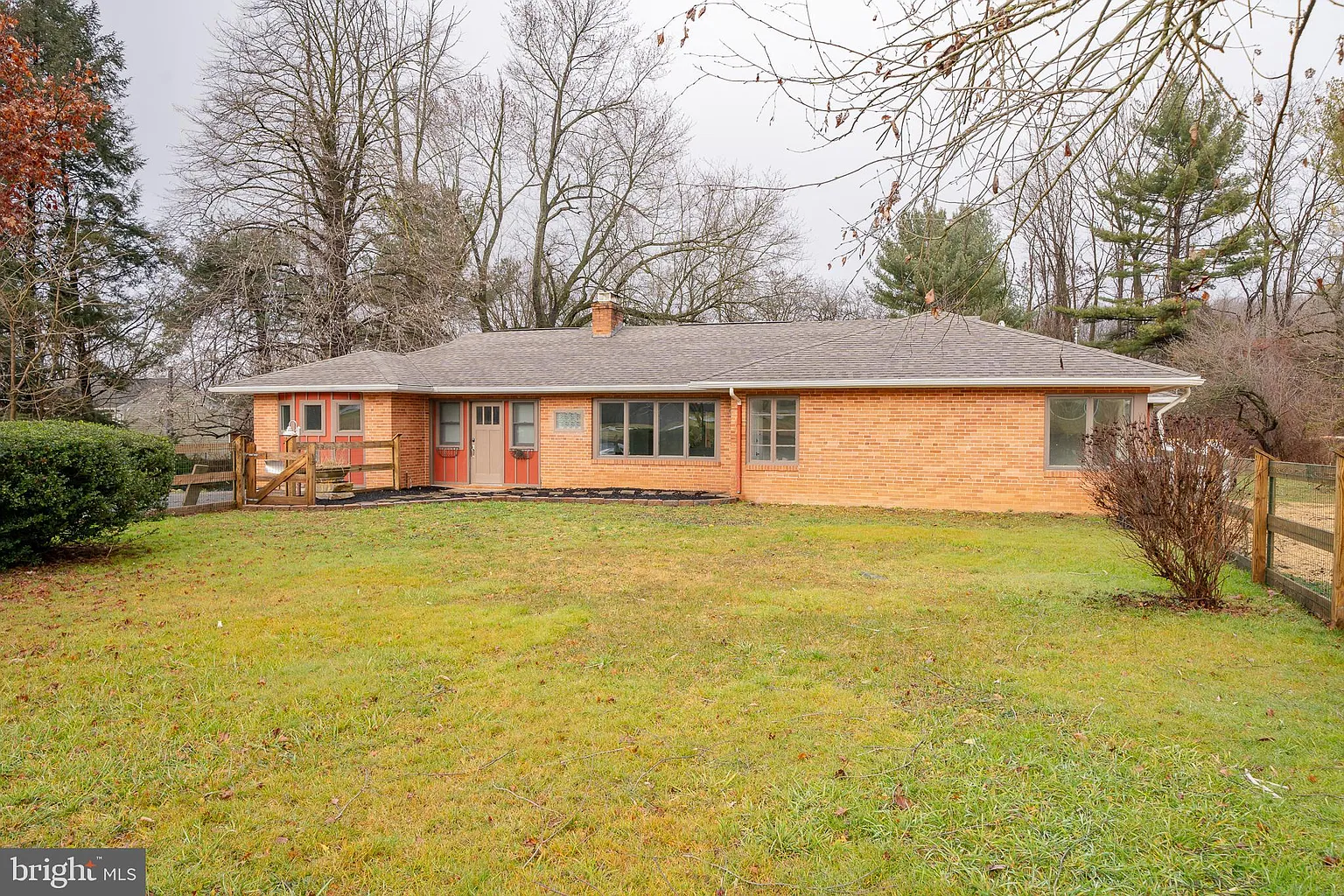 2255 Strasburg Rd photo 1