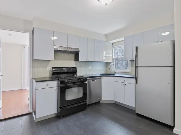 15 Wayne Street image 3 of 19