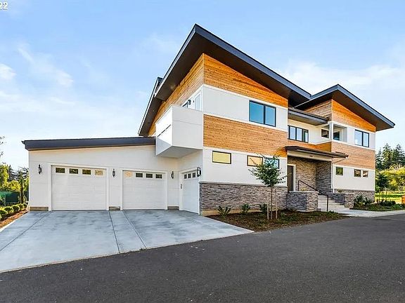 2nd image of 2110 SE 95th Ct