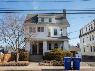 222 Whiting Ln, West Hartford, CT 06119